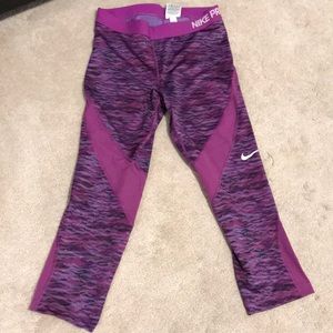 Nike training capris